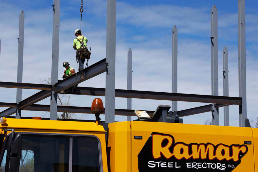 Steel Erection worker